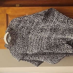 Elan XL sweater poncho
